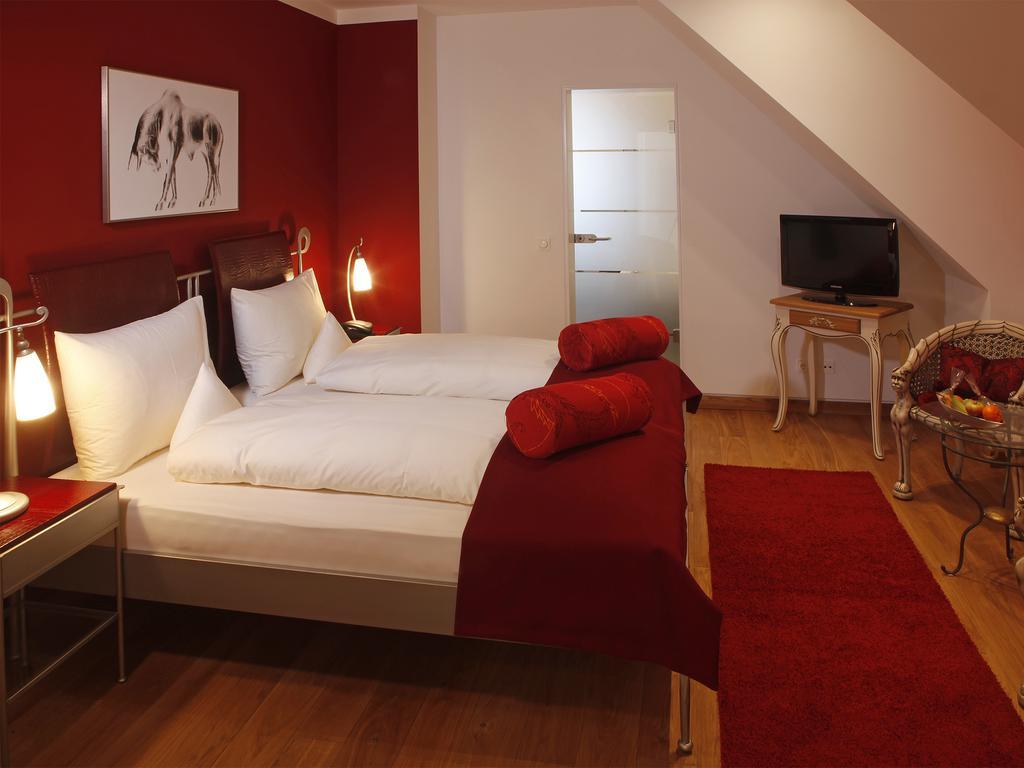 Rottele'S Restaurant & Residenz Hotel Baden-Baden Bilik gambar
